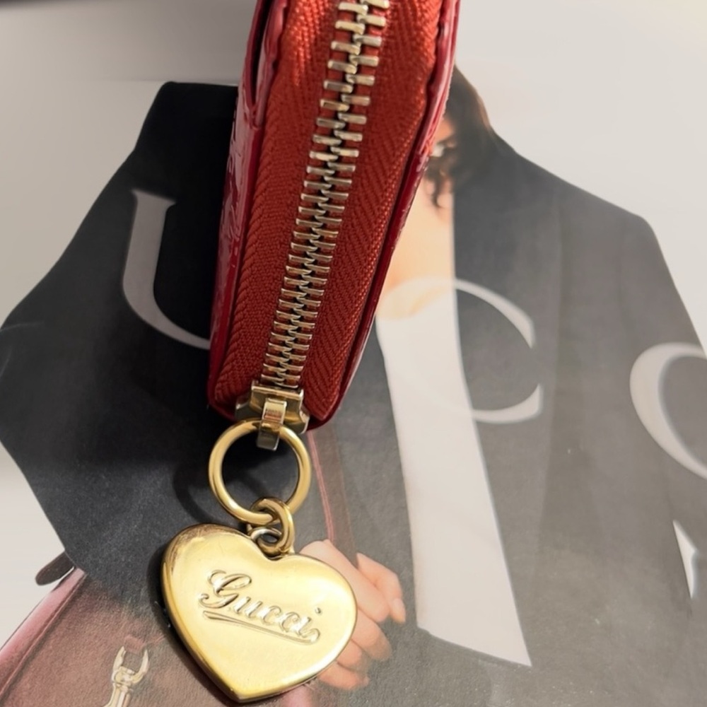 Gucci Microguccissima Wallet in Red Patent Leather - Picture 3 of 6